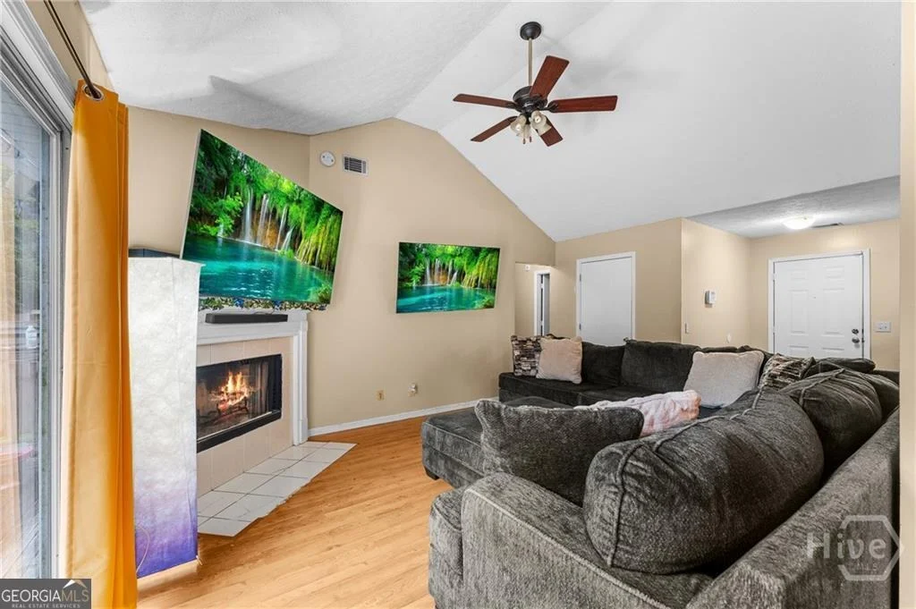 Photo of 128 Cambridge Drive