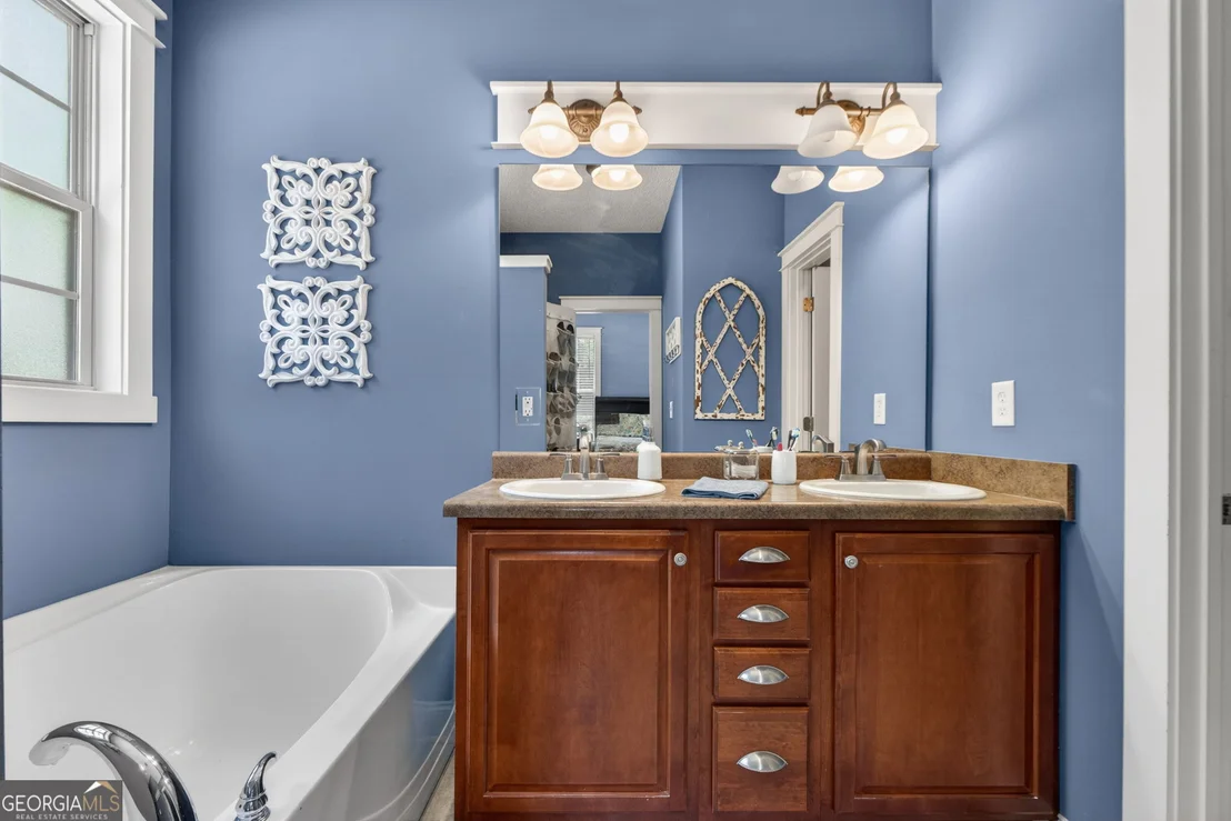 Photo of 127 Lambdin Circle