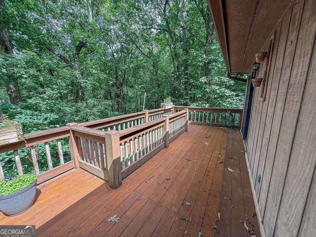 Photo of 195 Cedar Lane