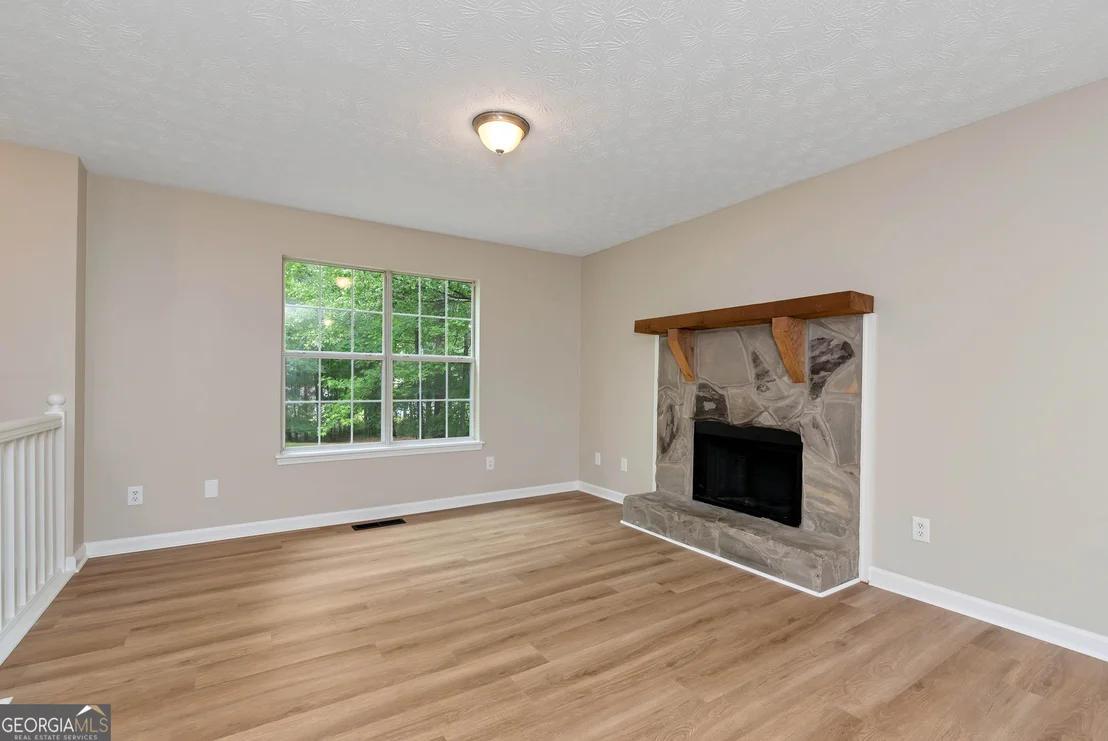 Photo of 2100 Mantle Drive