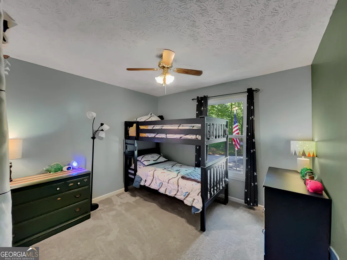 Photo of 298 Hudson River Drive