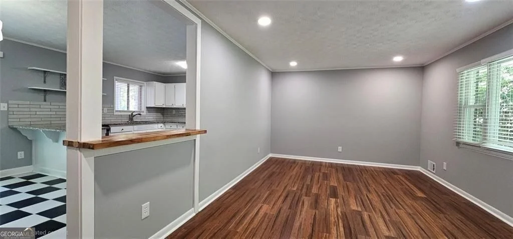 Photo of 1096 De Leon Court
