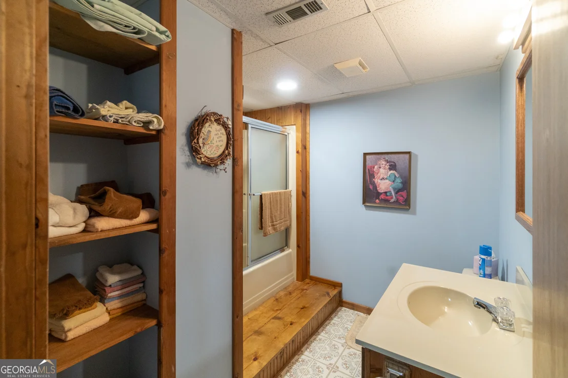 Photo of 722 Woodbrier