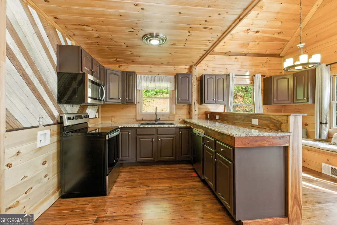 Photo of 4947 Weaver Road