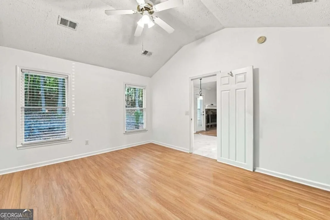 Photo of 146 Pinebrook Drive