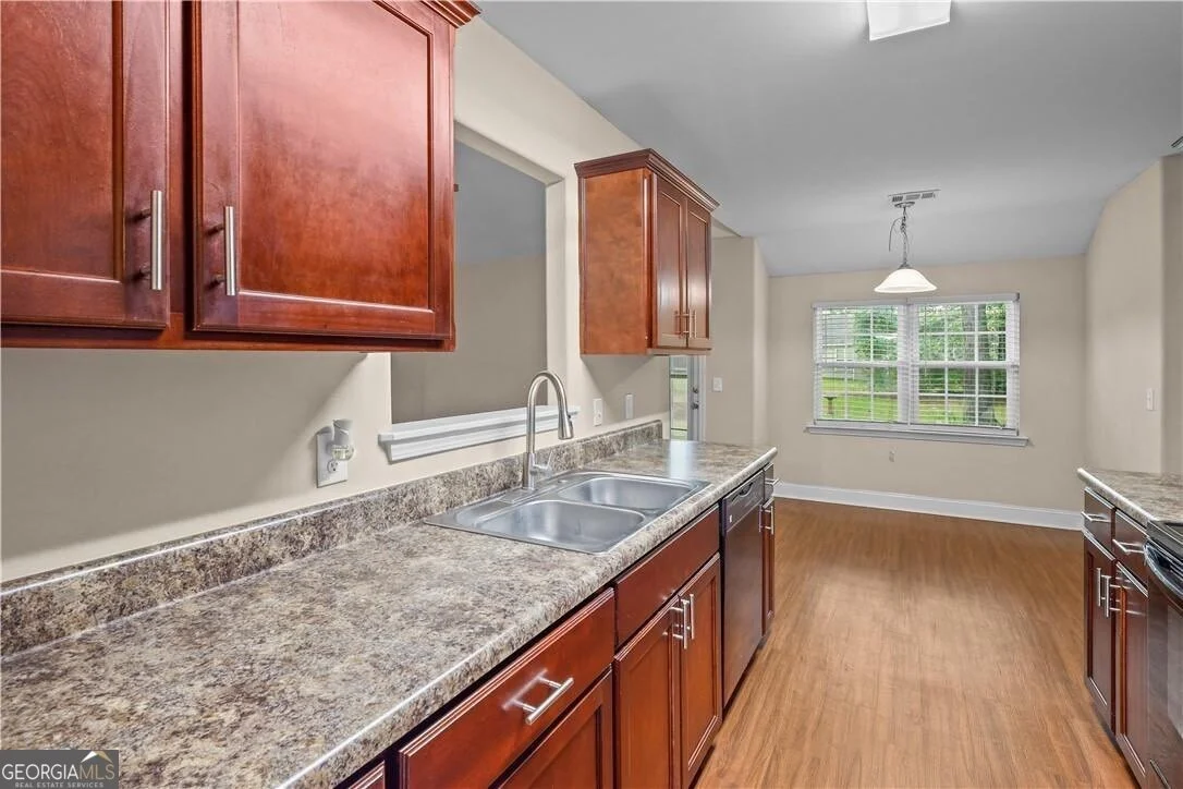 Photo of 197 Blackwater Way