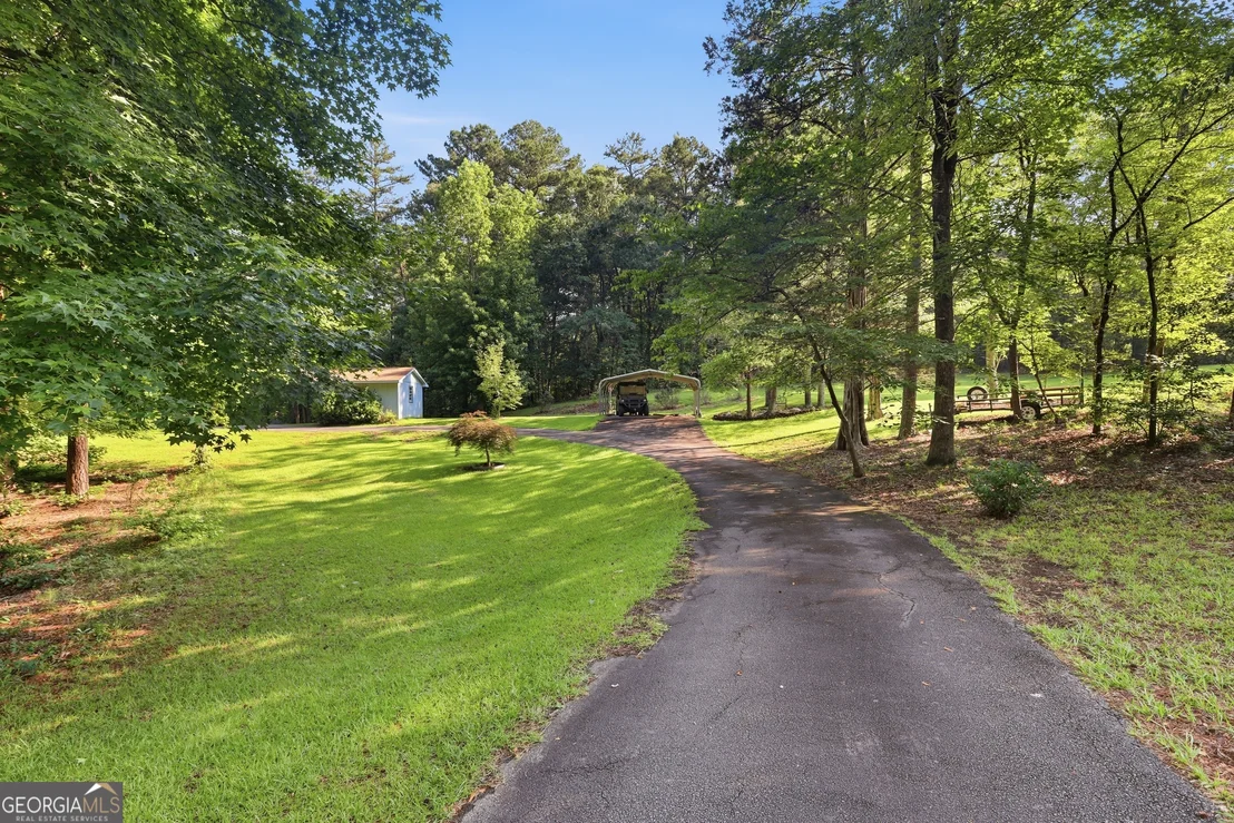 Photo of 33 Cherokee Hills Lane