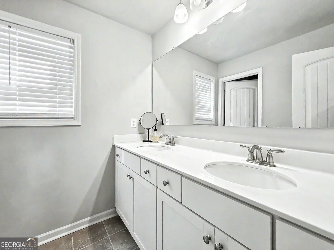 Photo of 349 Garnet Drive