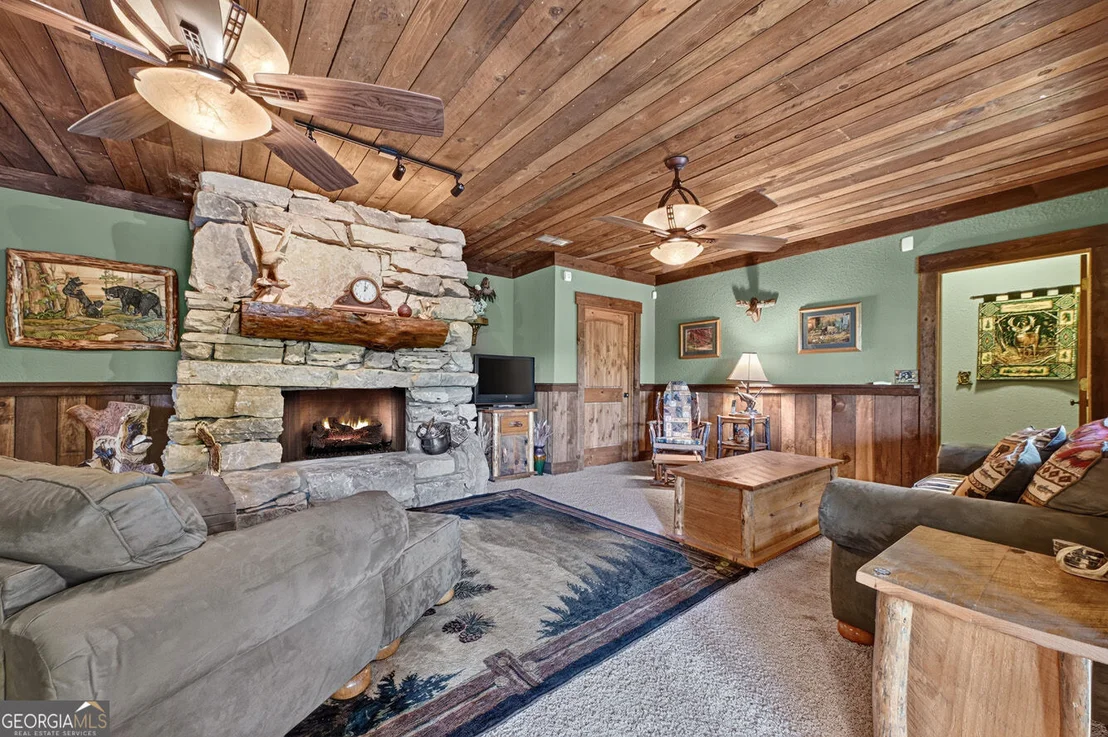 Photo of 330 Seneca Drive
