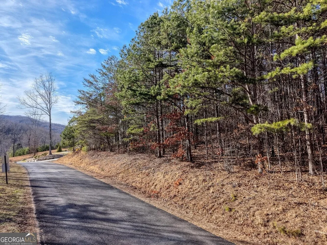 Photo of 41 Hidden Fields Road