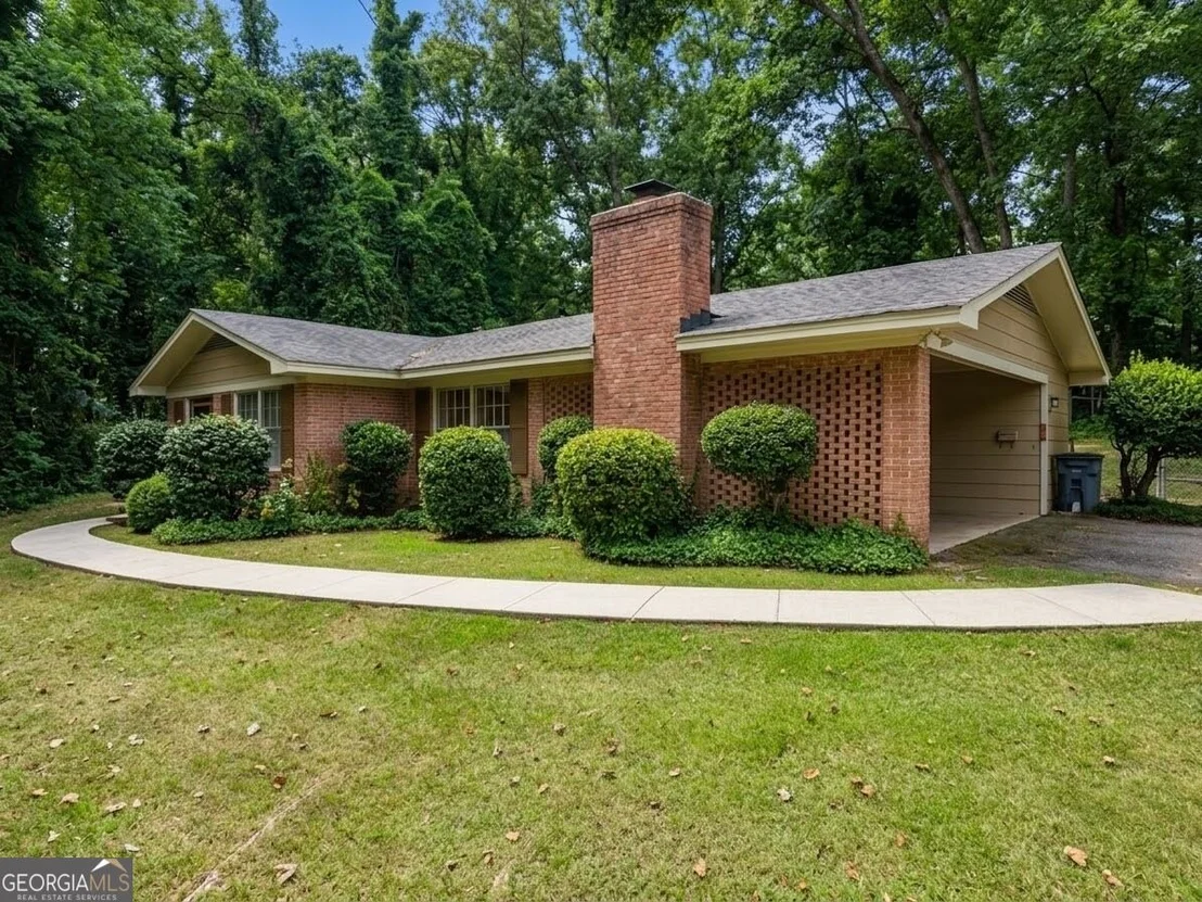 Photo of 601 Cherokee Road