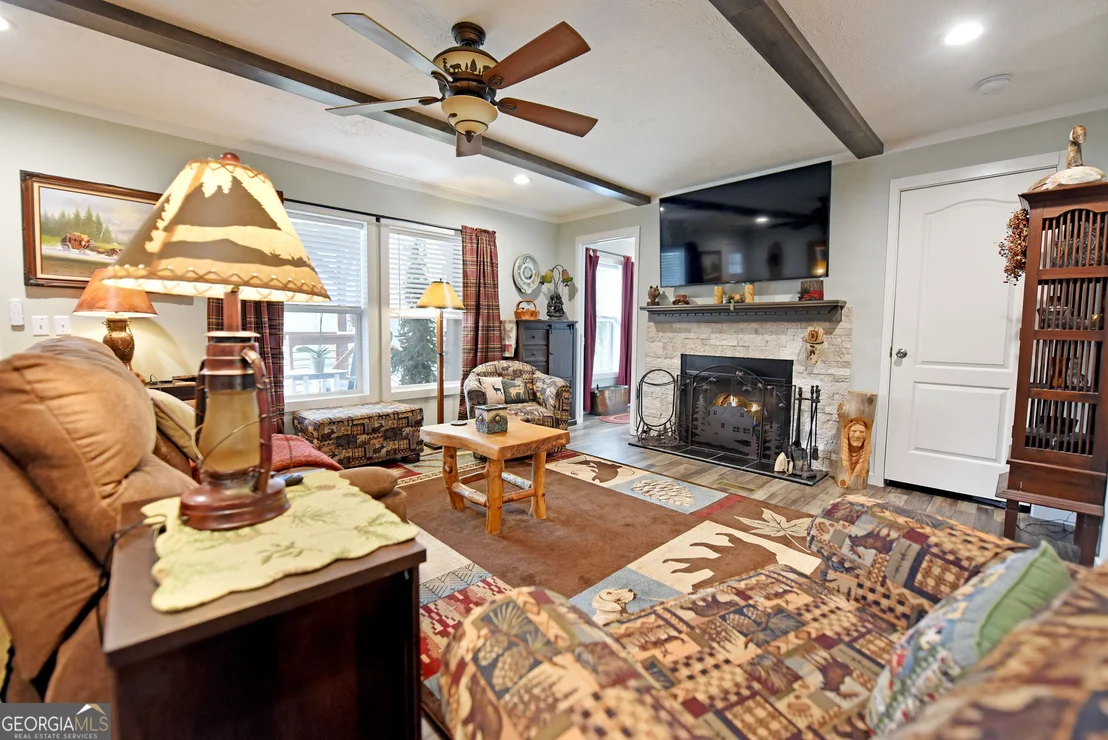 Photo of 460 Holly Point Drive