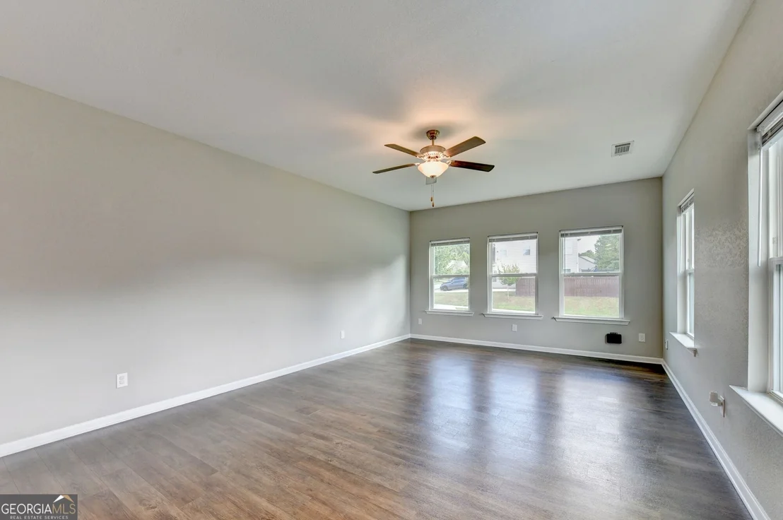 Photo of 784 Fitzroy Drive