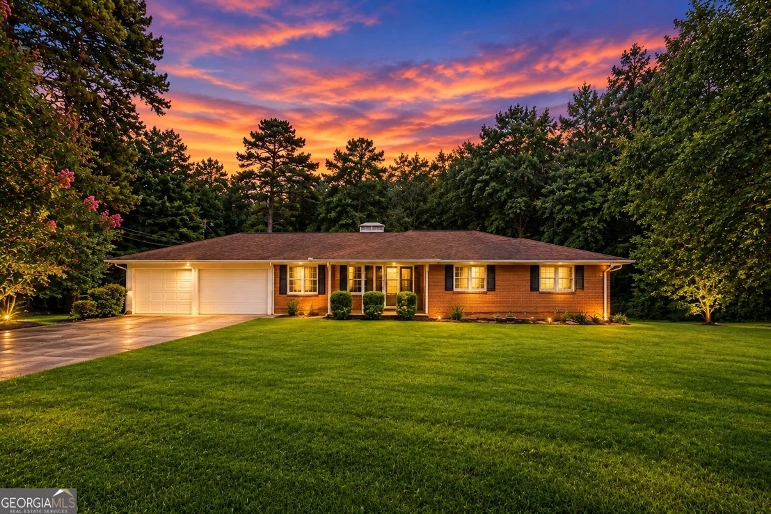 Photo of 128 Scott Circle