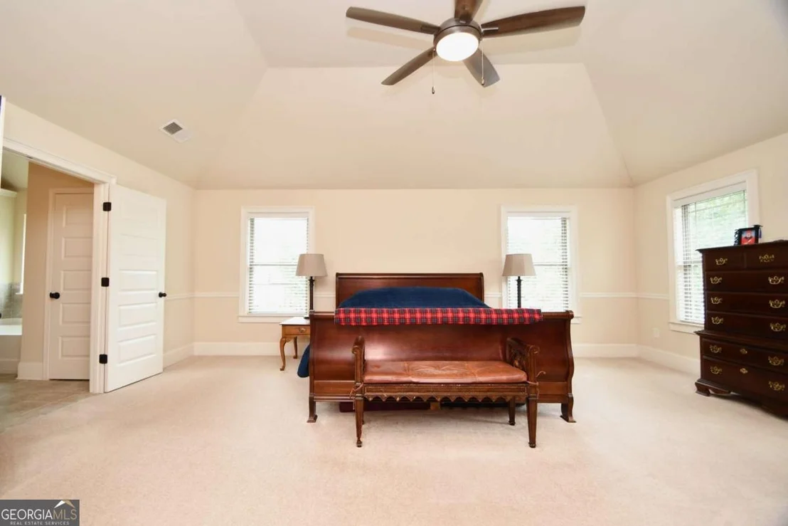 Photo of 1140 Riverhill Drive