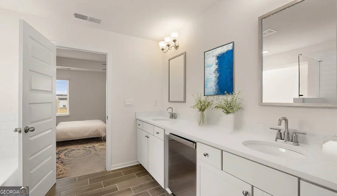 Photo of 1625 BERNARD Court