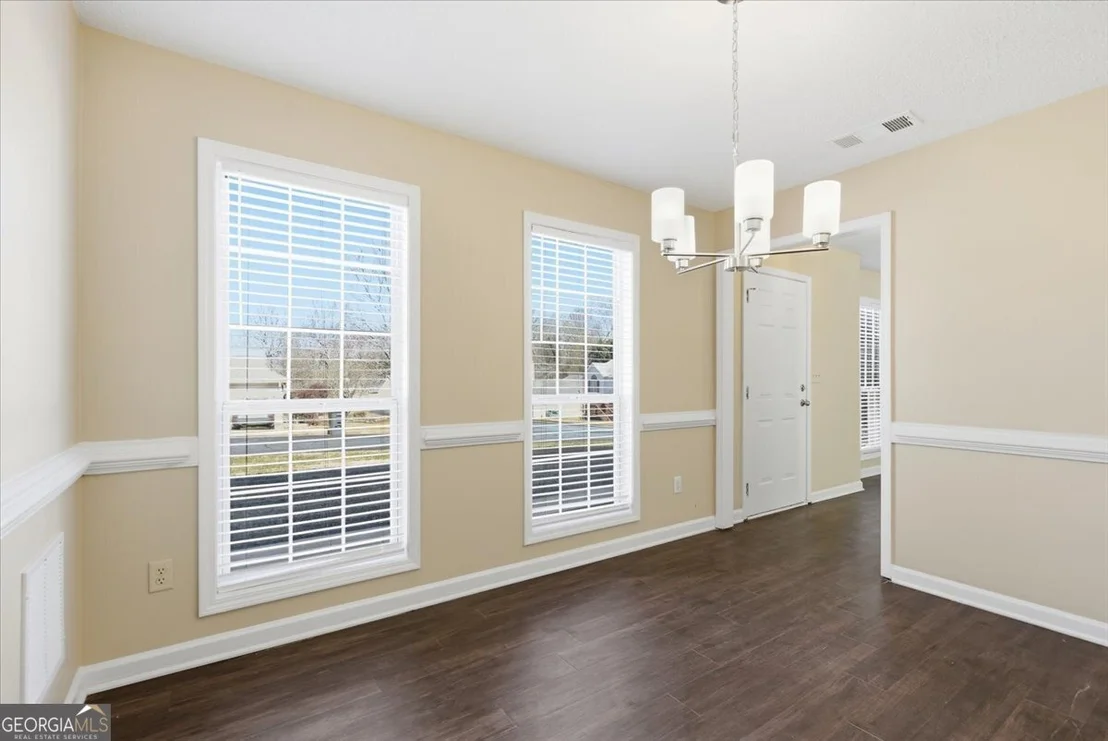 Photo of 1319 Vine Circle