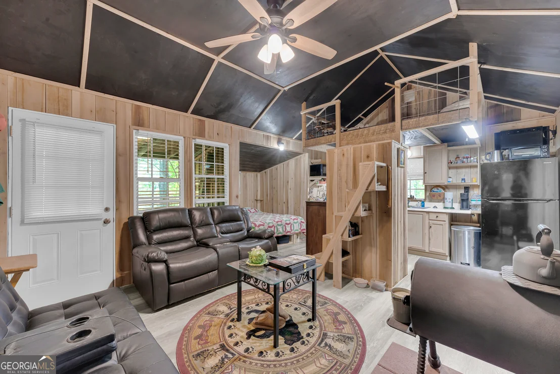 Photo of 4444 Riverdale Road