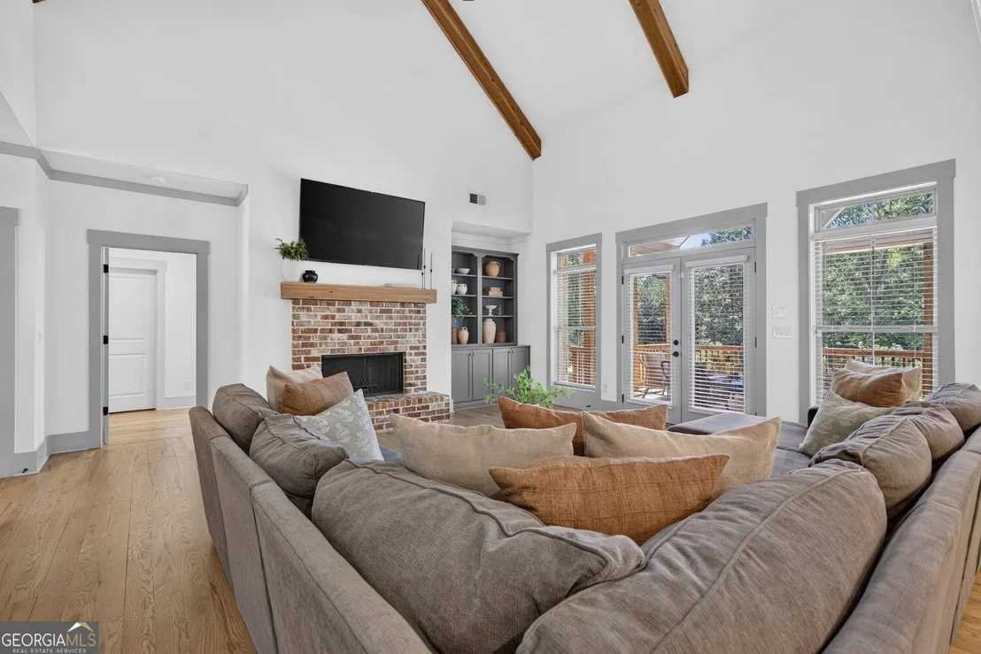 Photo of 417 Fox Valley Drive