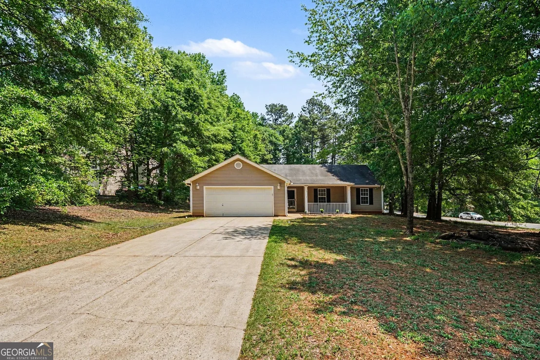 Photo of 441 Stillwater Drive