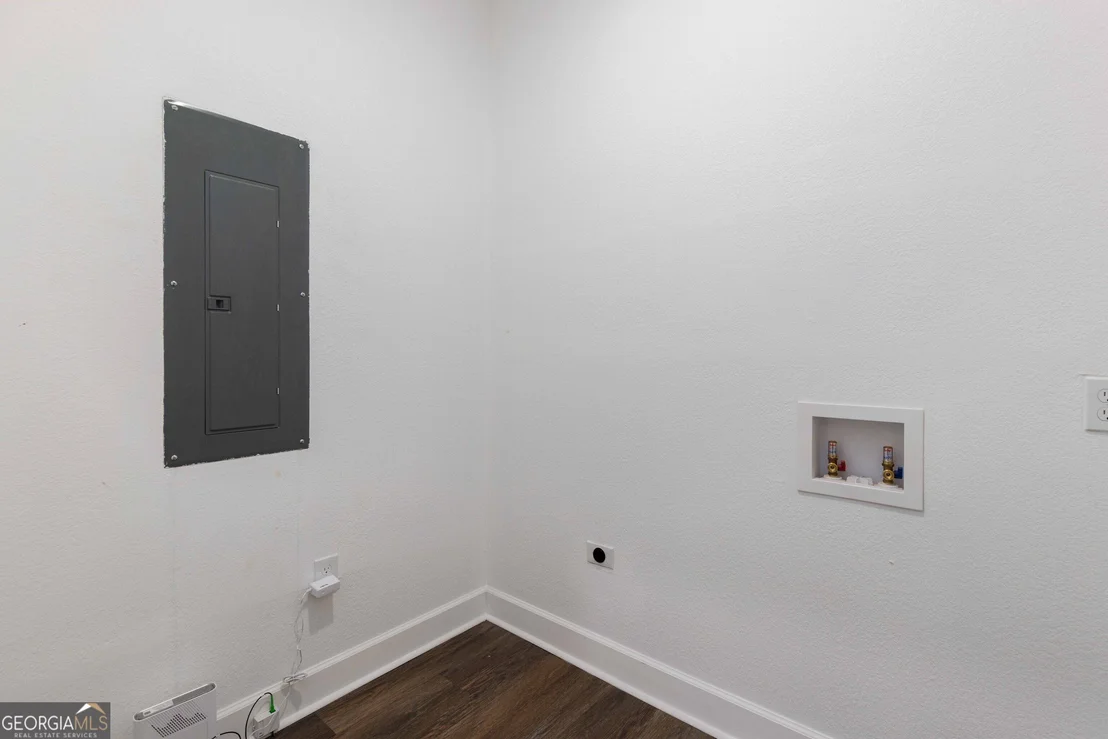 Photo of 2910 Bradley Circle