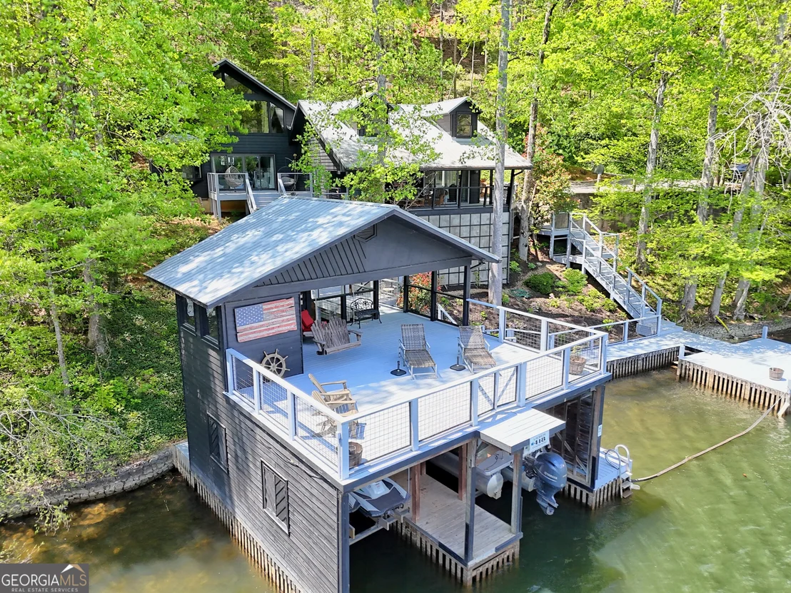 Photo of 418 Vickers Road