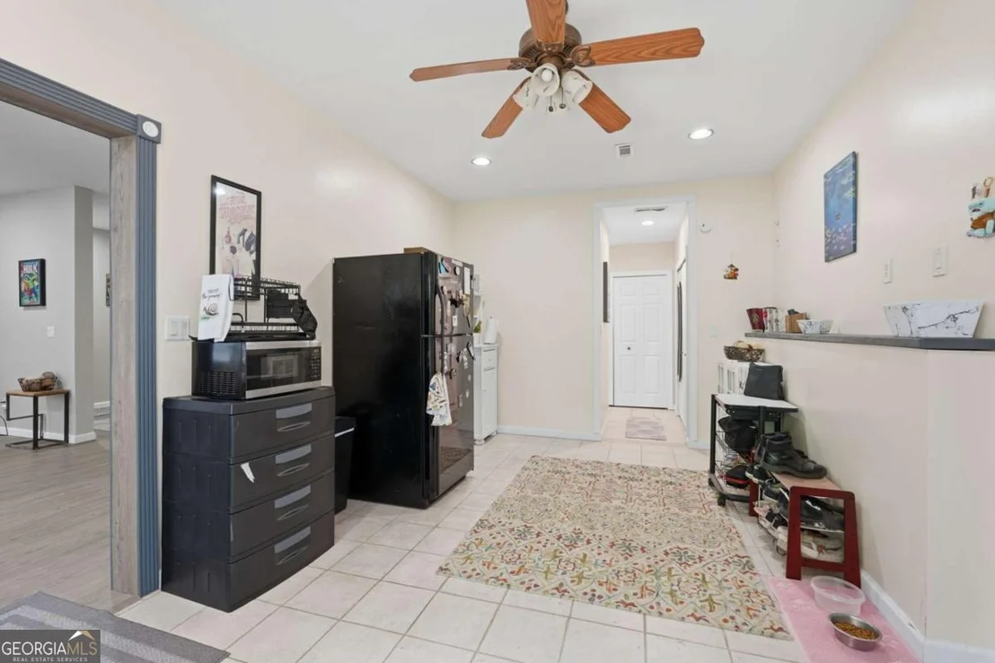 Photo of 214 Glenbrook Lane