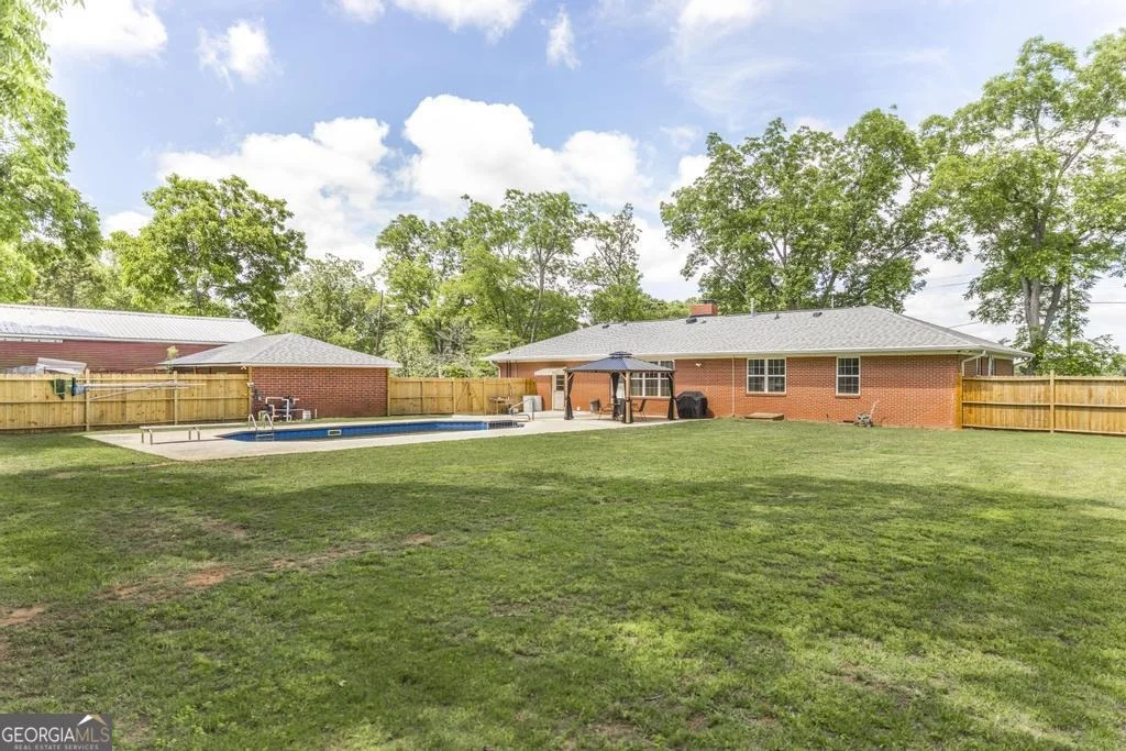 Photo of 3261 Walden Road