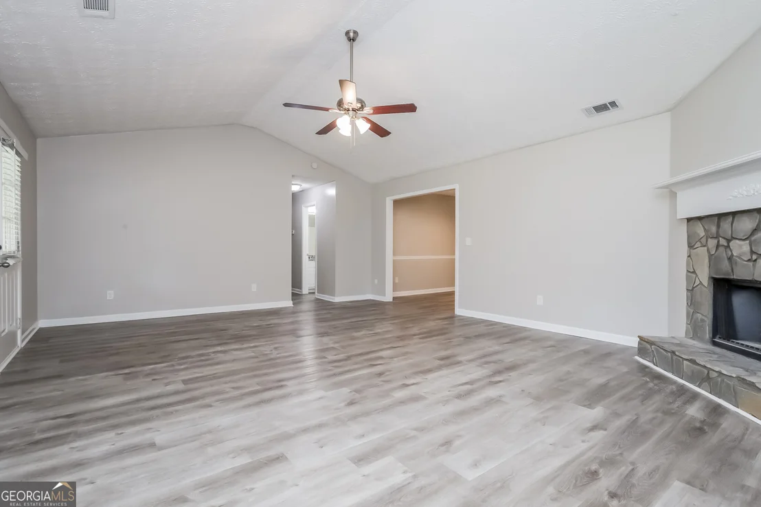 Photo of 800 Pointe Trail
