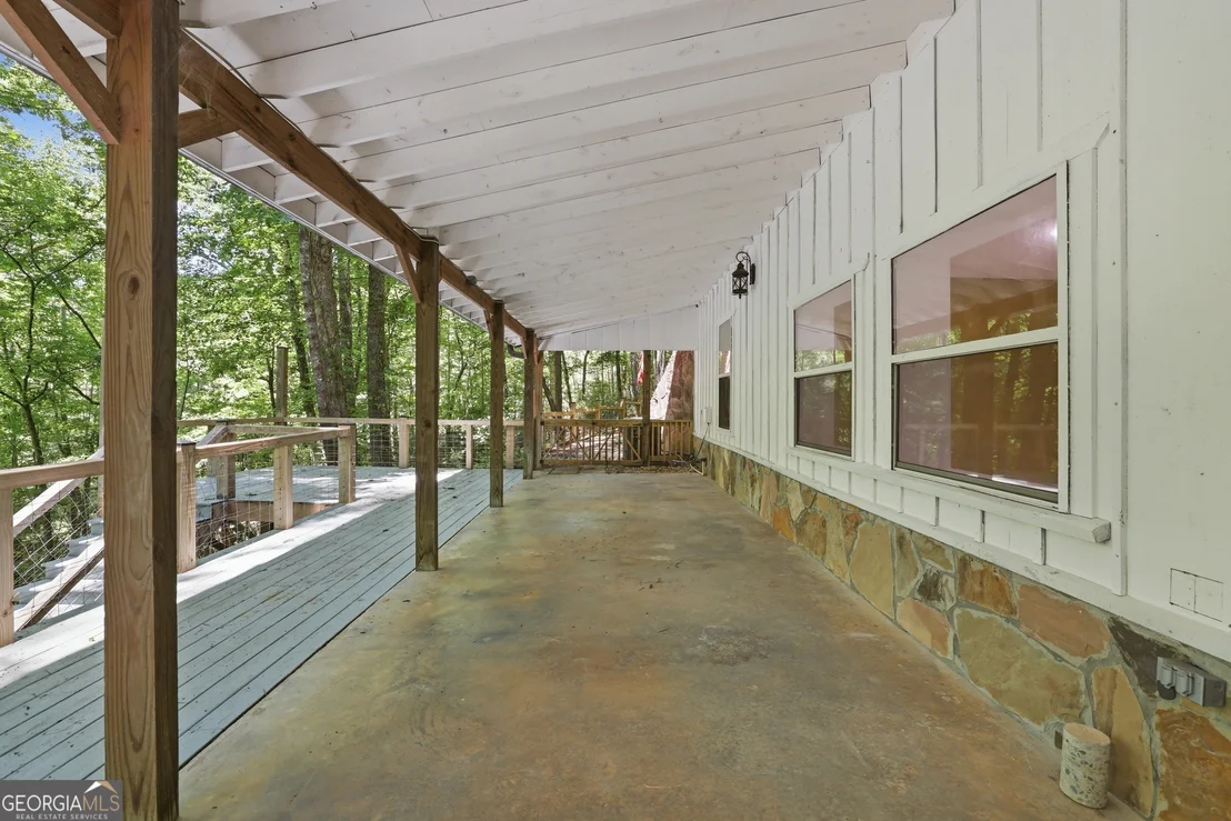 Photo of 700 Sillycook Trail