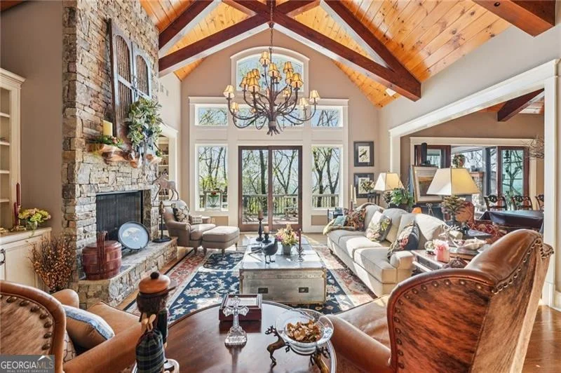 Photo of 1041 Cox Mountain Drive