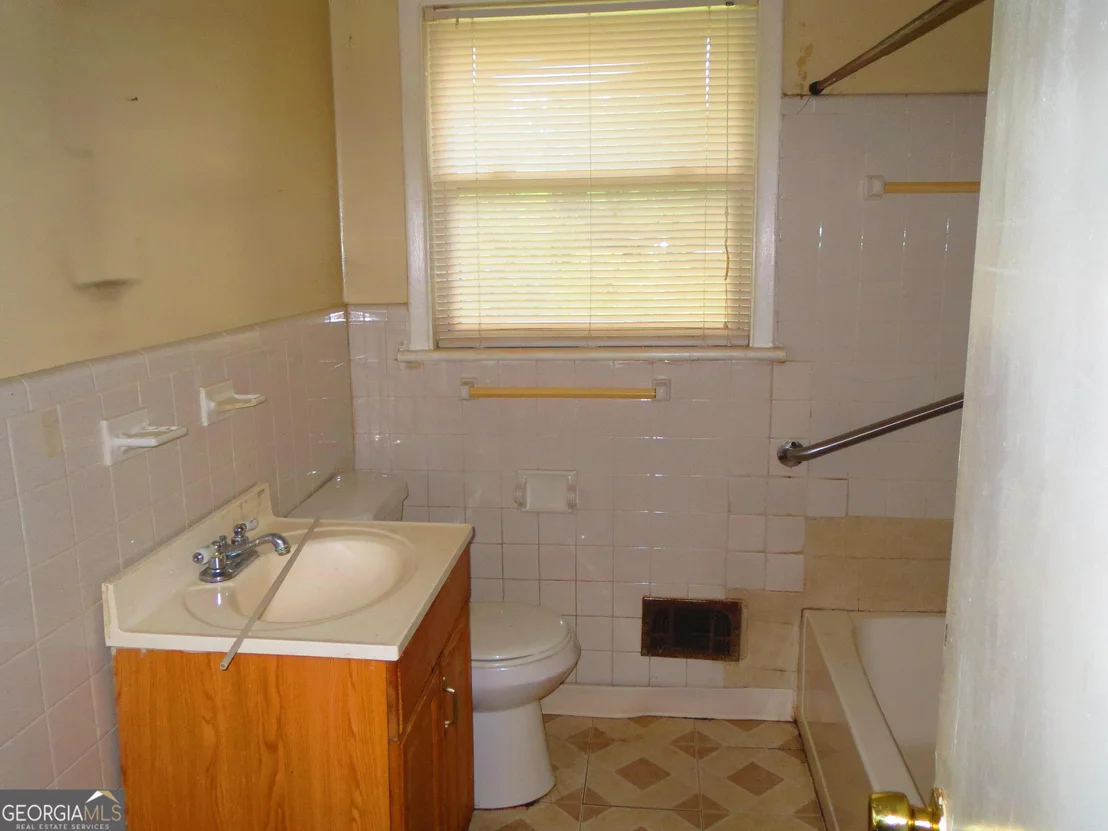 Photo of 2233 Doris Drive