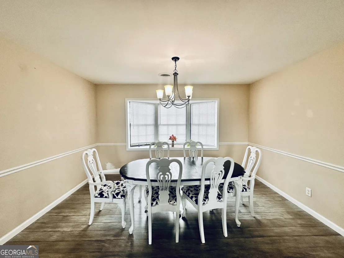 Photo of 5690 Drusilla Lane