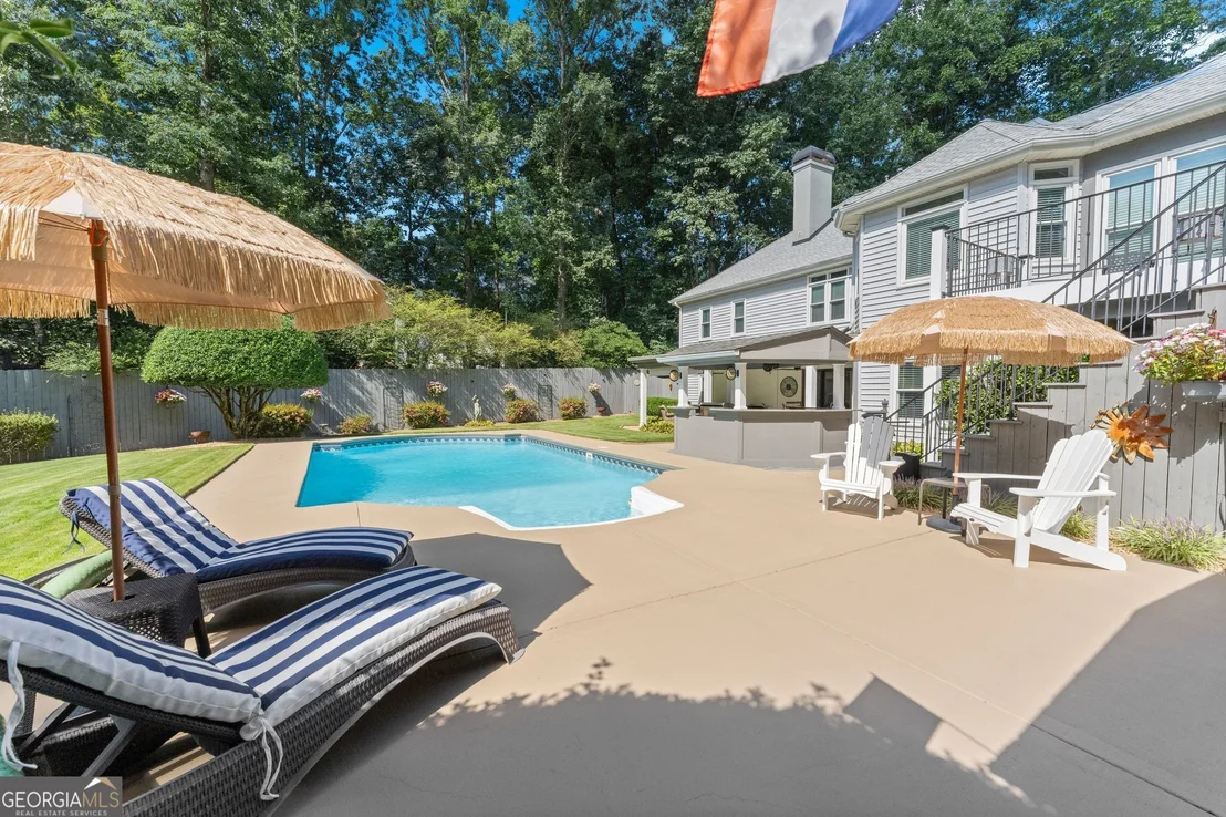 Photo of 5725 Ash Drive