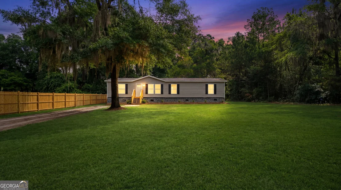 Photo of 1298 Hatcher Drive NE
