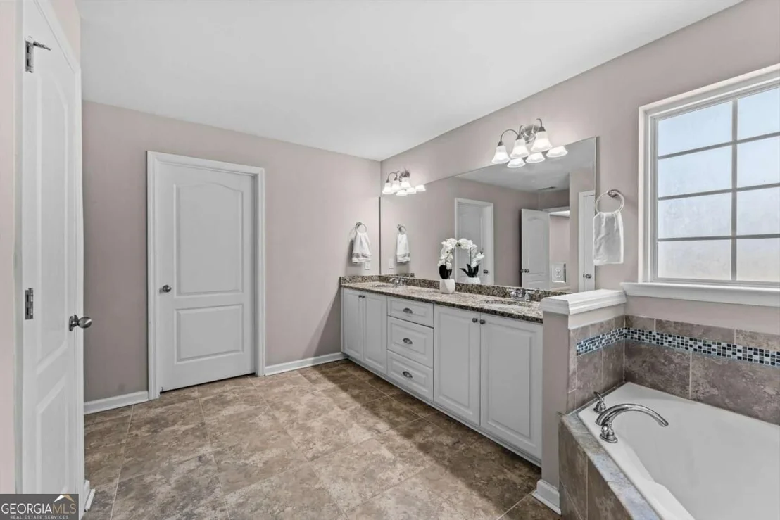 Photo of 108 Clover Pointe Circle