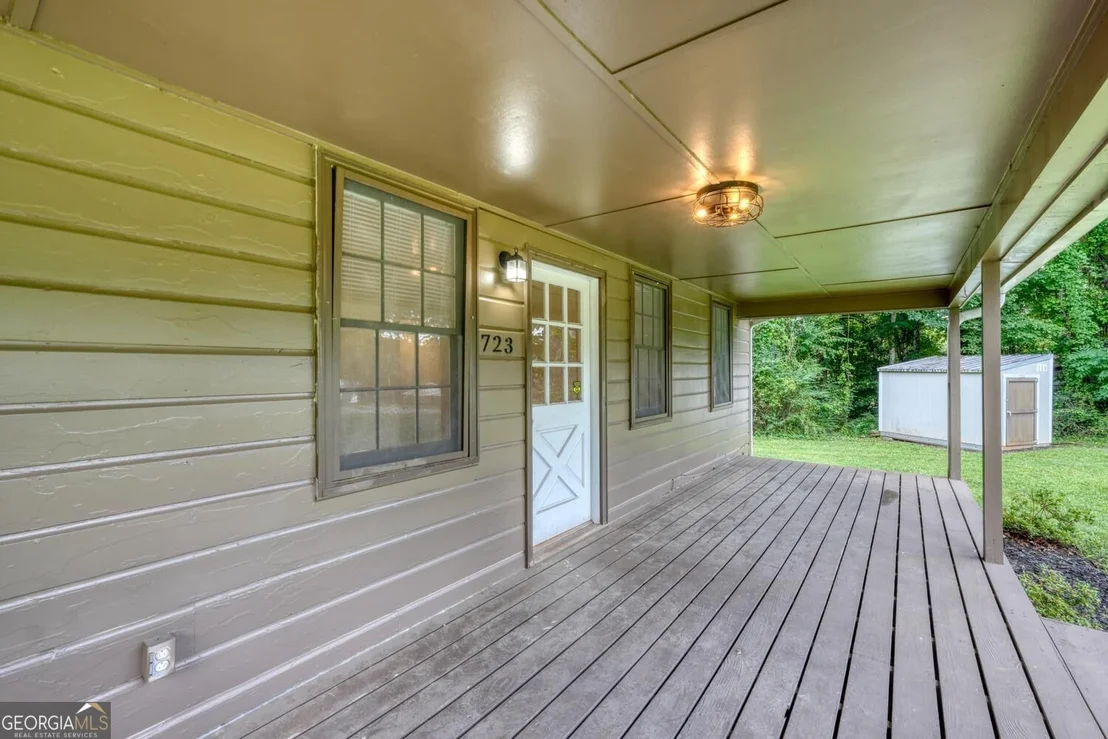 Photo of 723 Bugscuffle Road