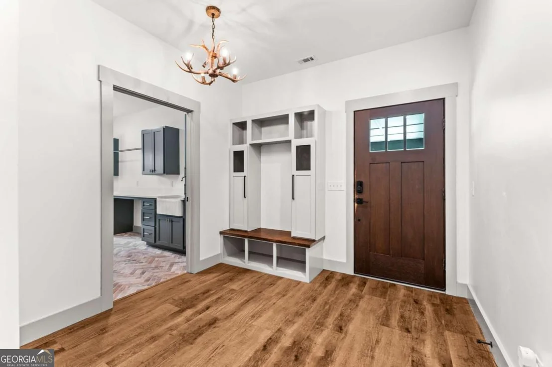 Photo of 3583 Blue Jay Road