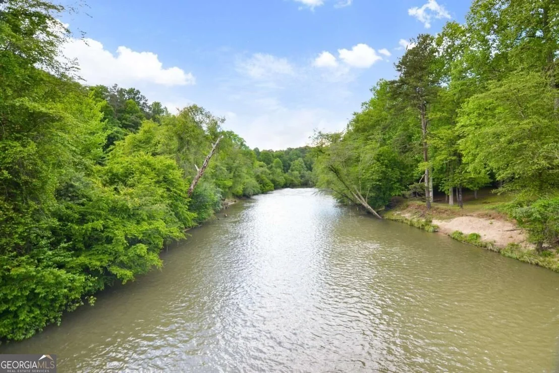 Photo of 235 Parnell Drive