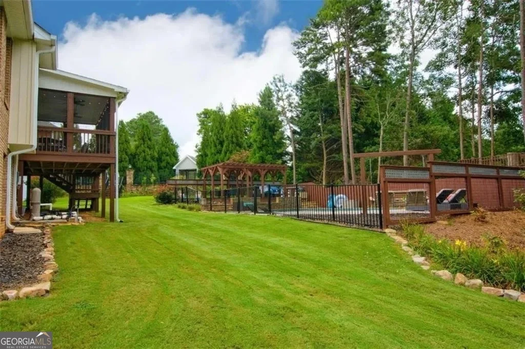 Photo of 121 Meadow Creek Circle