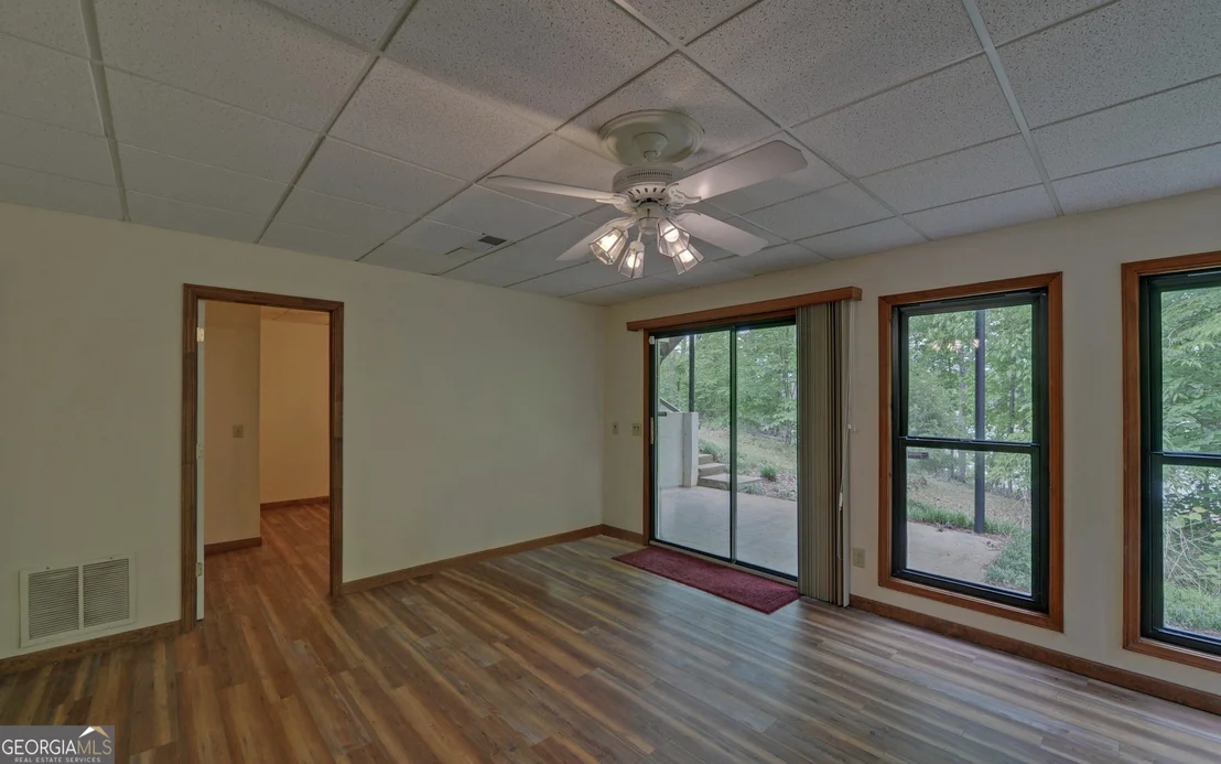 Photo of 371 Shorewood Circle