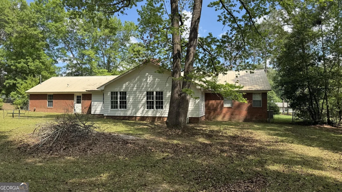 Photo of 355 Summerhill Road