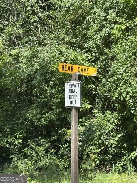 Photo of 290 Bear Cave Trail