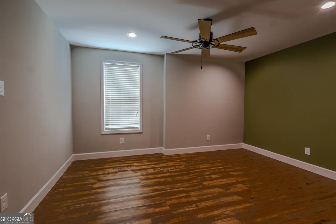 Photo of 100 Chapman Oak Drive