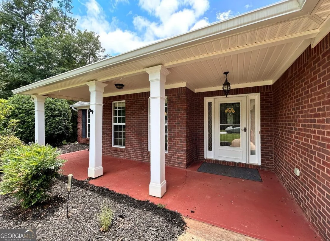 Photo of 210 Lexington Circle