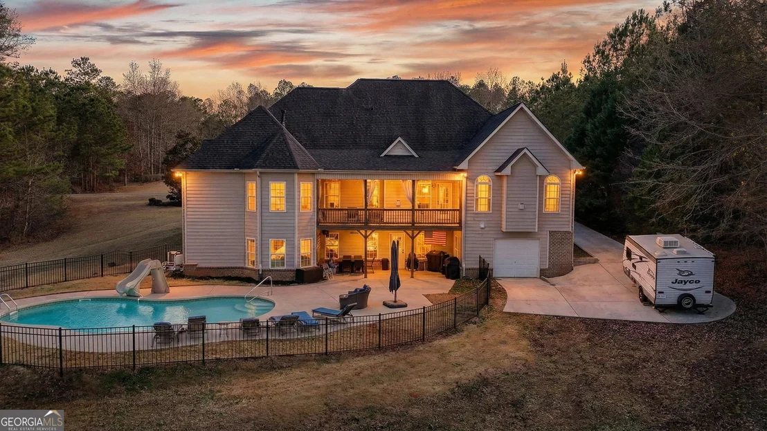 Photo of 32 River Rapids Drive