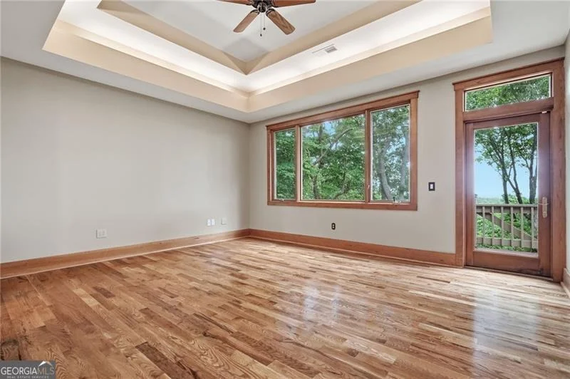 Photo of 861 Summit Drive