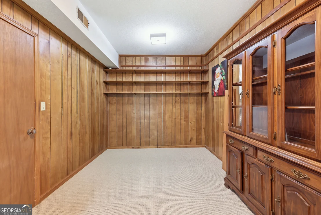 Photo of 155 Valley Road