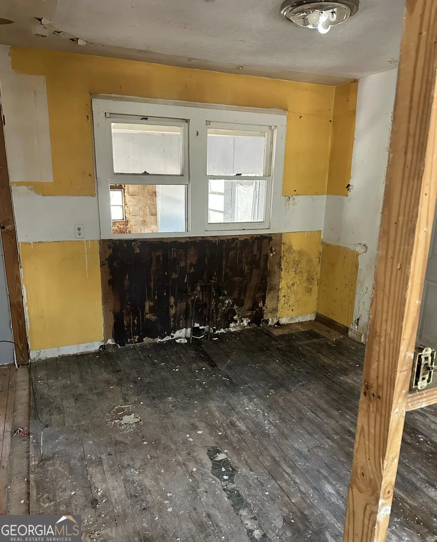 Photo of 1099 Warren Drive