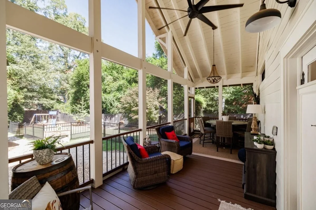 Photo of 335 Southview Drive
